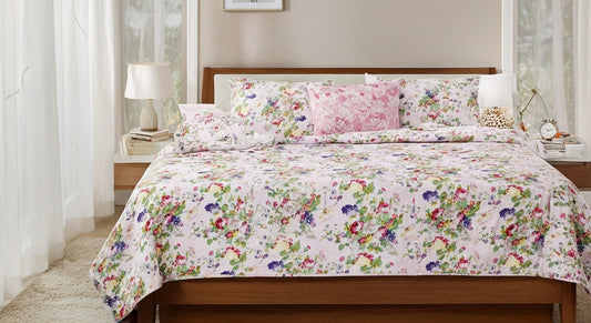 Bedsheet and Quilt Set
